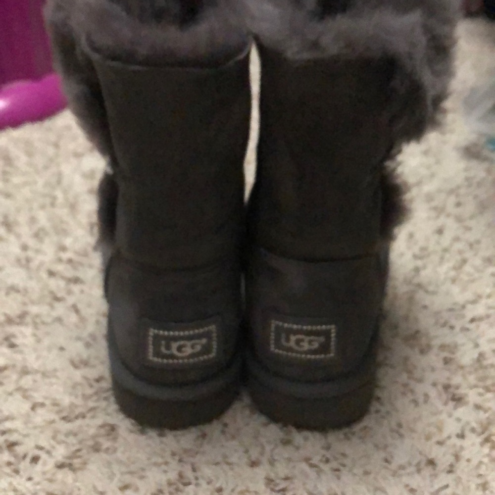 Size 8 grey Ugg boots Bailey with bling